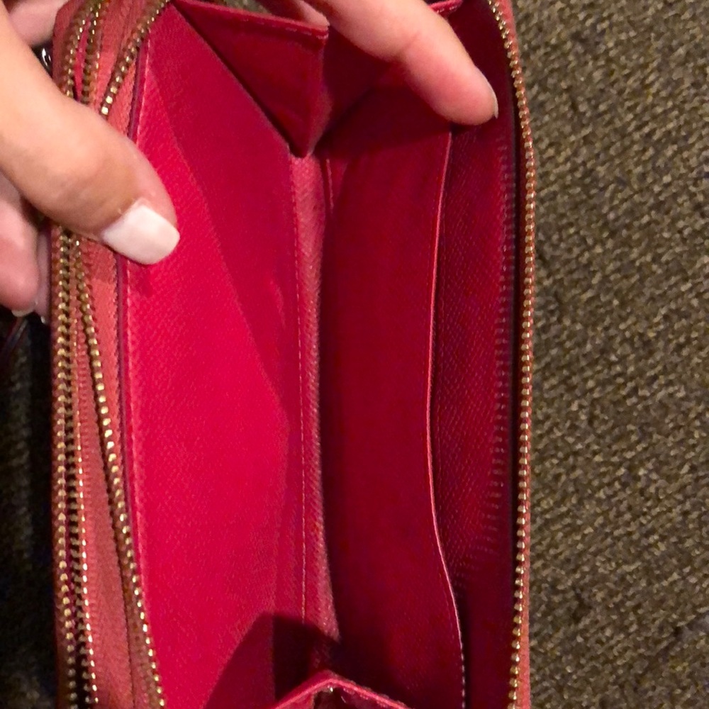 Coach wristlet - Picture 3 of 4
